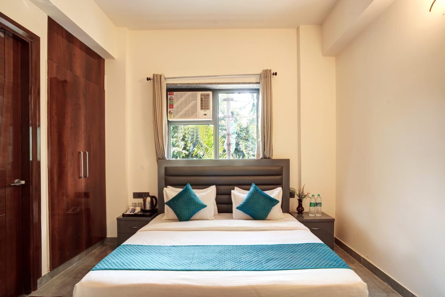 Hotel Elite Grand Near Kailash Hospital 诺伊达 外观 照片